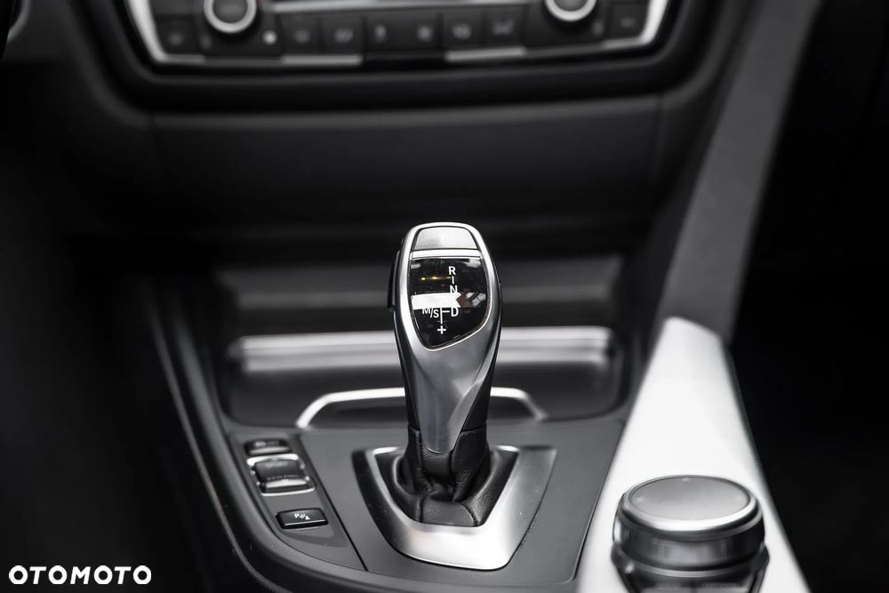 BMW Seria 4 430i Gran Coupe Sport Line - 28