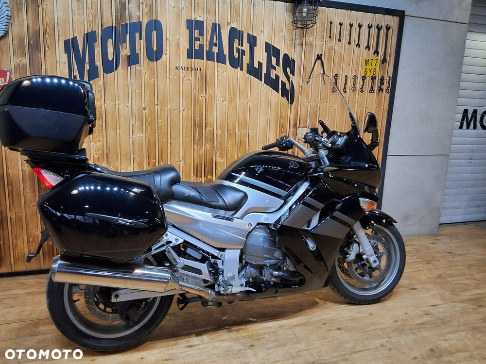 Yamaha FJR - 12