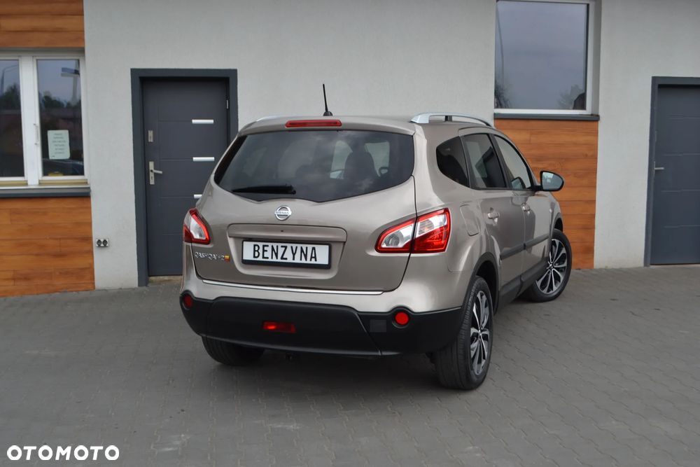 Nissan Qashqai+2 - 3