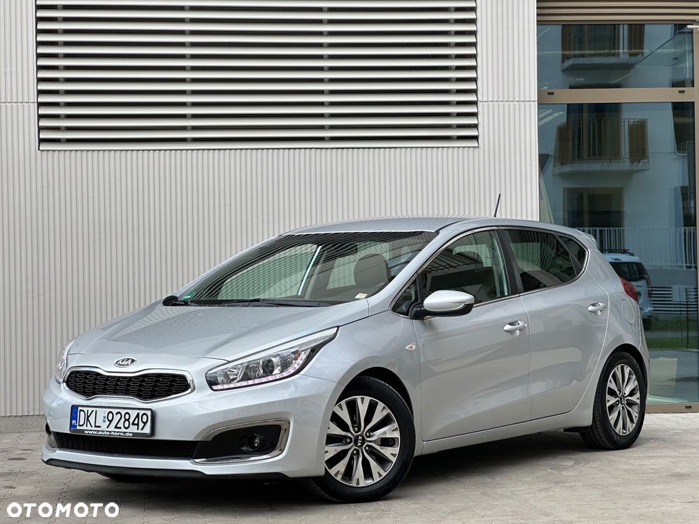 Kia Ceed 1.6 CRDi L Business Line - 2