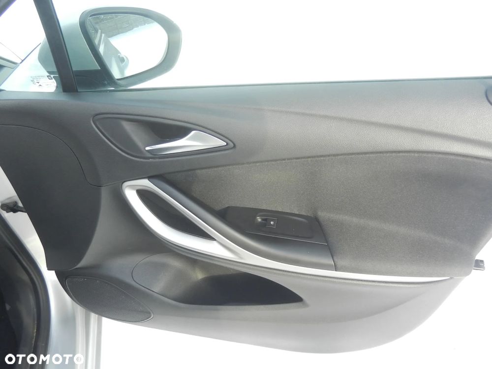 Opel Astra 1.5 CDTI Ultimate S&S - 18