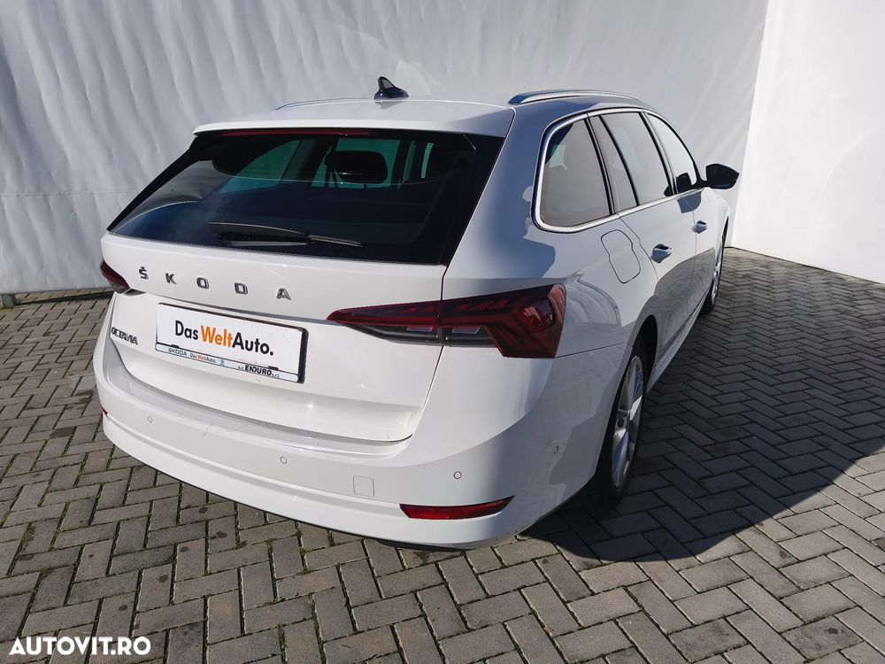 Skoda Octavia Combi 2.0 TDI DSG Style - 5