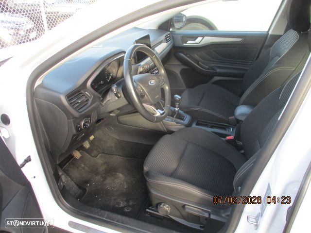 Ford Focus 1.5 EcoBlue S&S ACTIVE - 6
