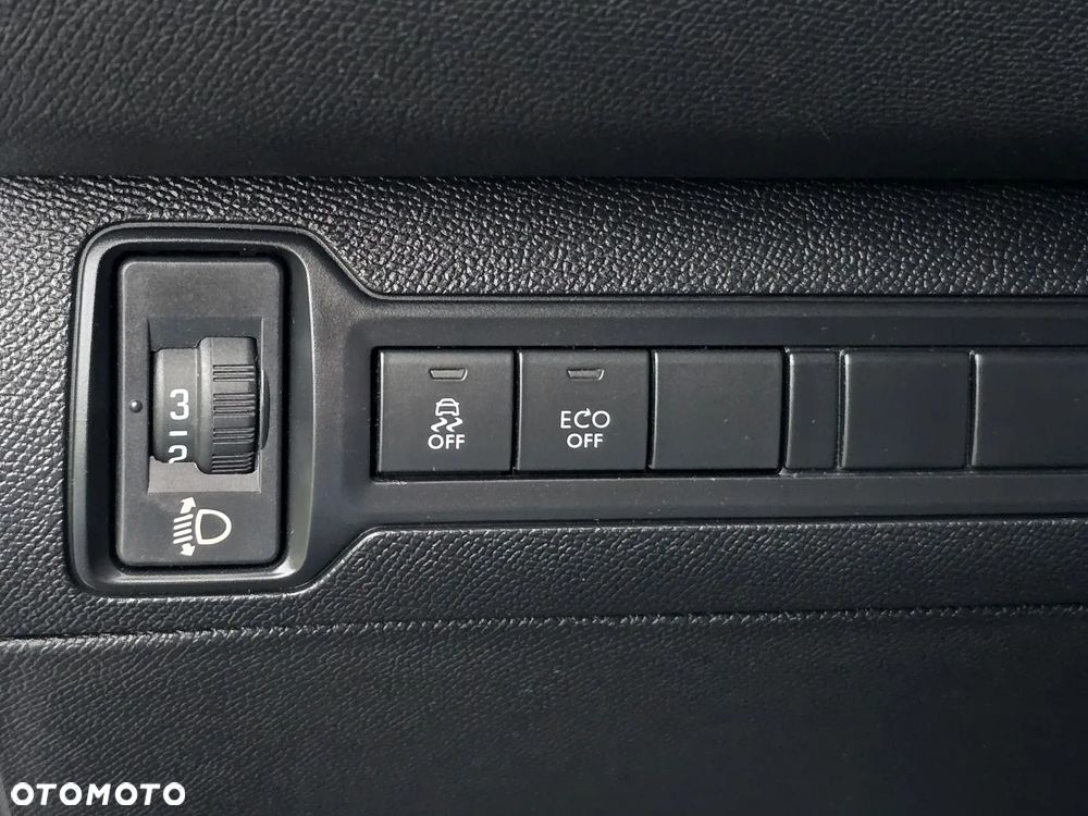Peugeot 308 - 24