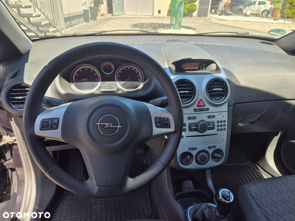 Opel Corsa 1.2 16V Enjoy - 20