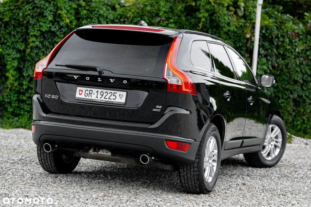Volvo XC 60 3.2 AWD Kinetic - 14