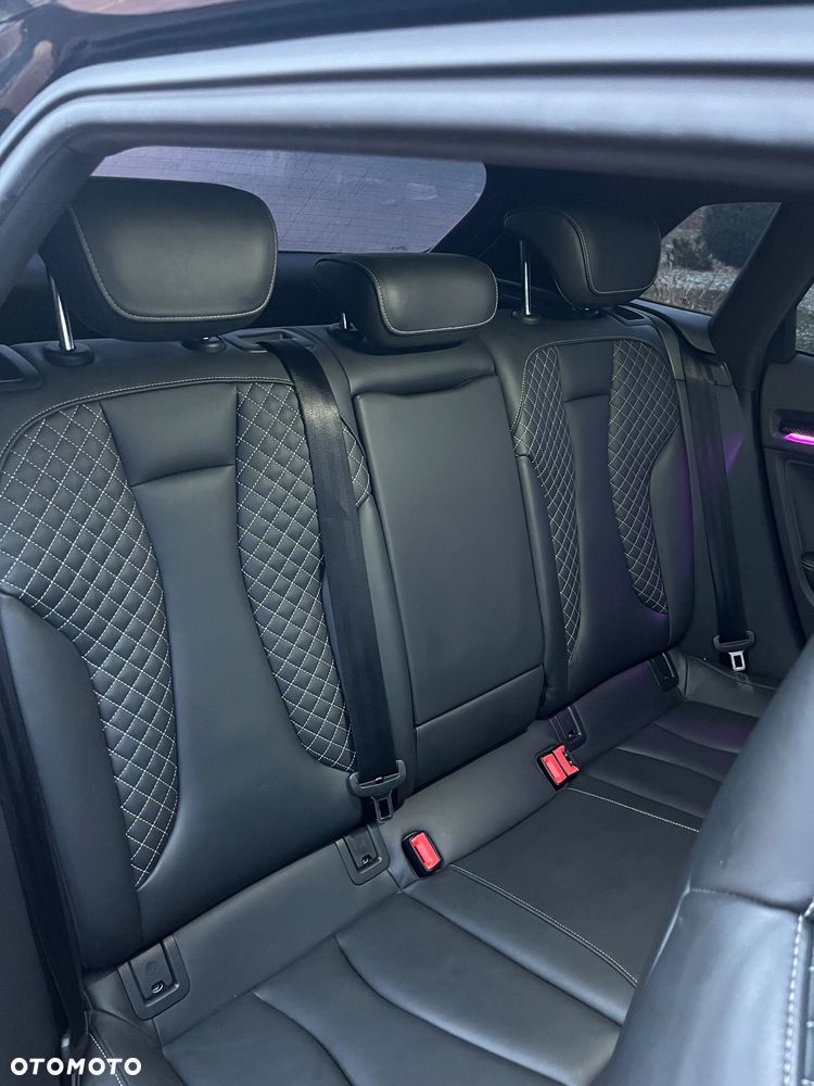 Audi A3 Sportback 2.0 TDI S tronic S line Sportpaket - 21