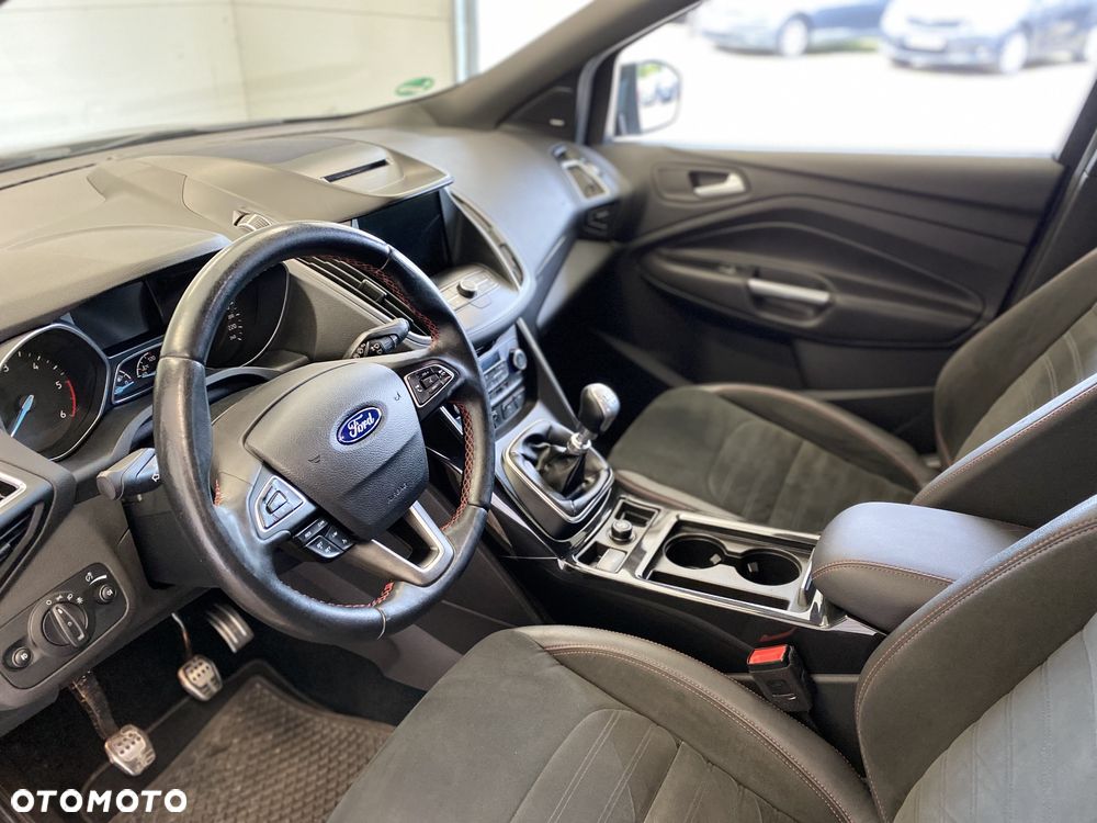 Ford Kuga 2.0 TDCi FWD ST-Line - 8