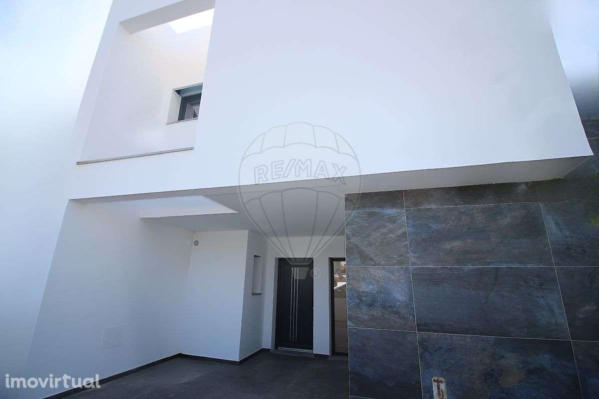 Moradia T3 para venda - Grande imagem: 2/8