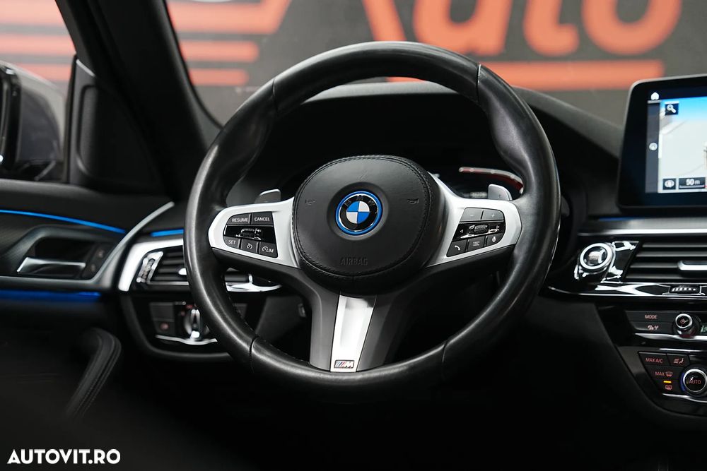 BMW Seria 5 530e Aut. M Sport Edition - 12