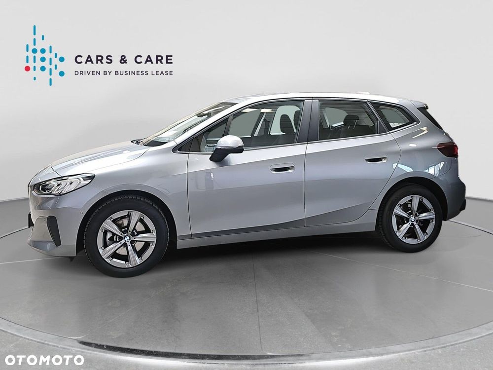 BMW Seria 2 218i - 32