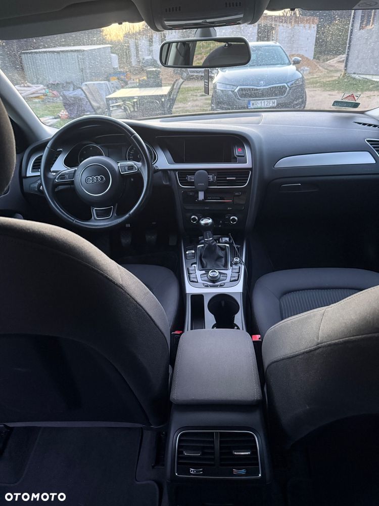 Audi A4 Limousine 2.0 TDI - 7