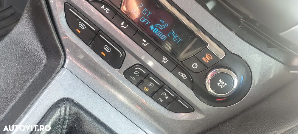 Ford Focus 1.6 TDCI DPF Trend - 14