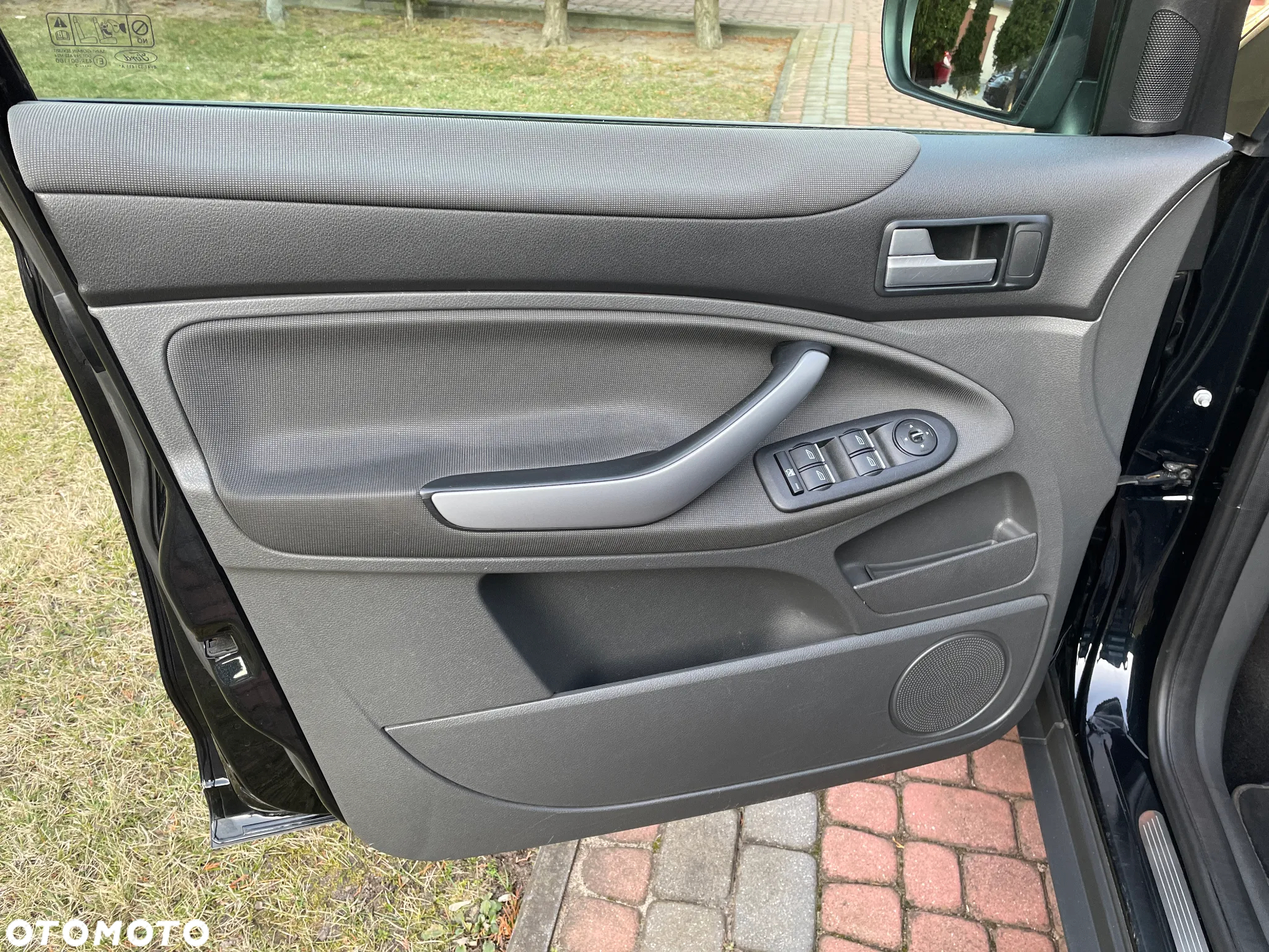 Ford Kuga 2.0 TDCi 2x4 Trend - 22