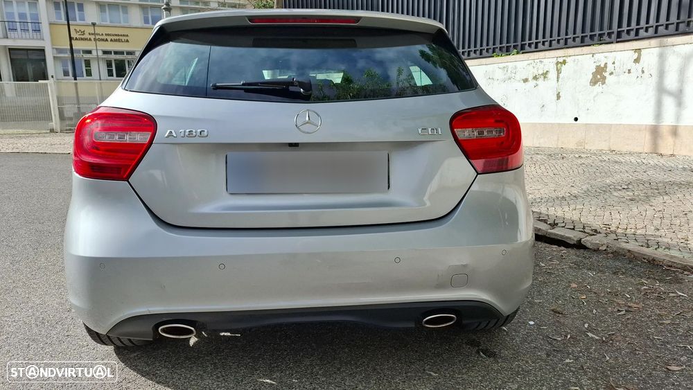 Mercedes-Benz A 180 CDI (BlueEFFICIENCY) Urban - 19