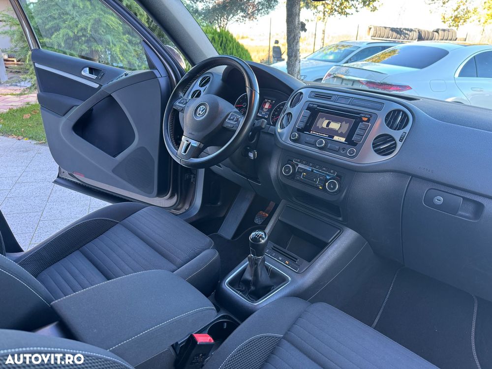 Volkswagen Tiguan - 27