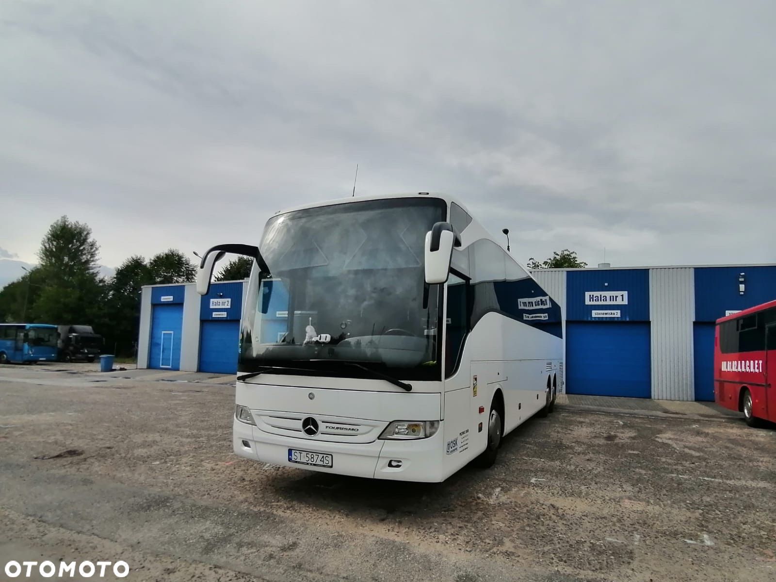 Mercedes-Benz Tourismo - 1