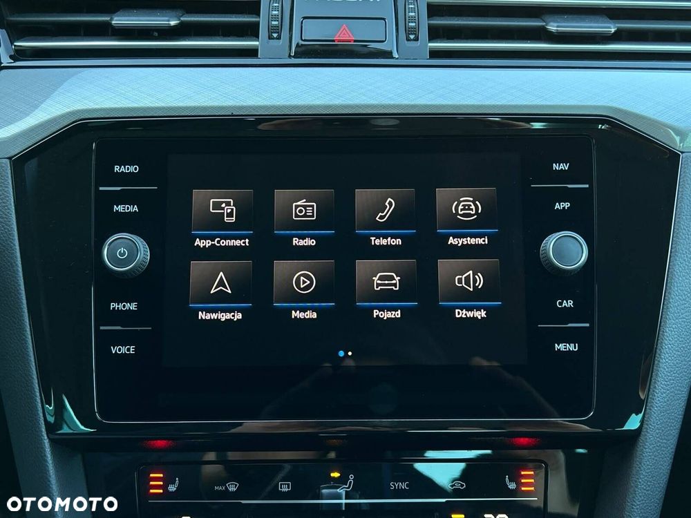 Volkswagen Passat 2.0 TSI Business DSG - 26