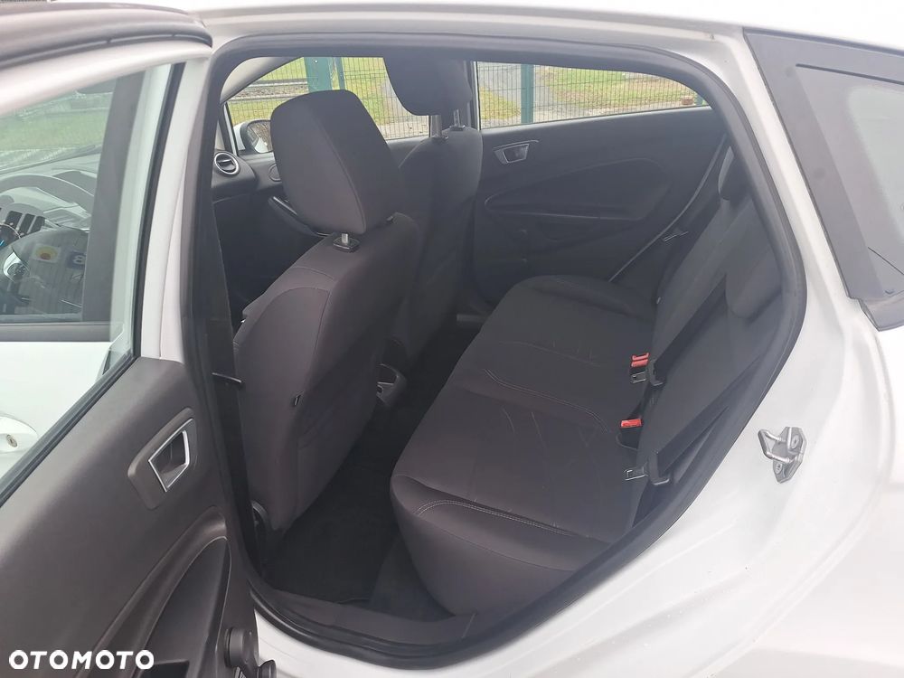 Ford Fiesta 1.25 Titanium - 10