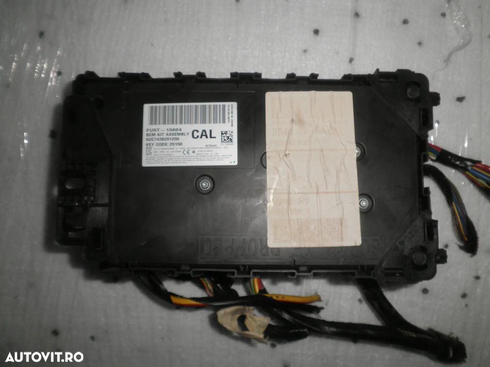 BCM Ford Mondeo MK5 2.0 TDCI FU5T-15604-CAL FU5T-15604 FU5T15604 FU5T15604CAL - 2