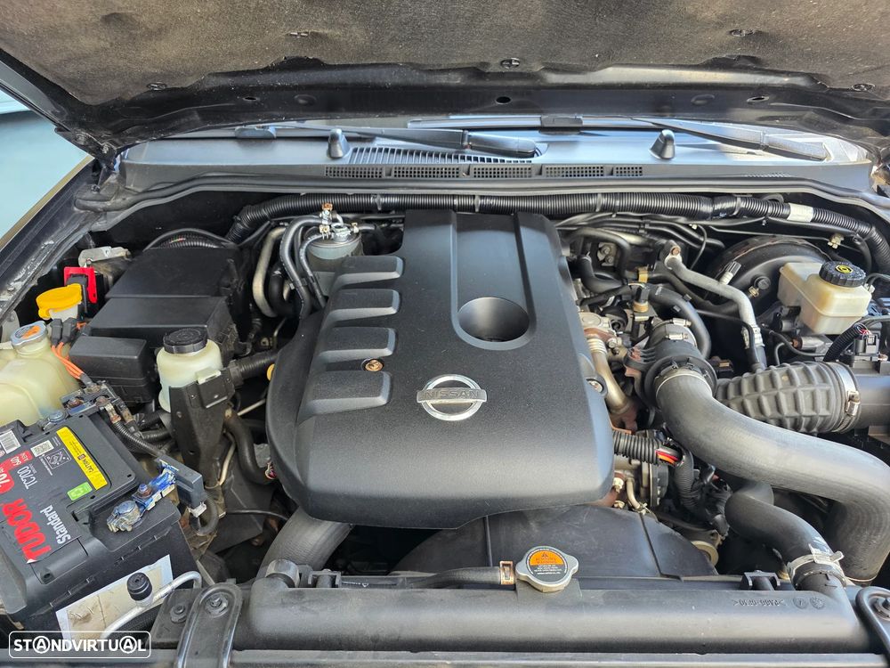 Nissan Navara 2.5 dCi CD LE 4WD - 25
