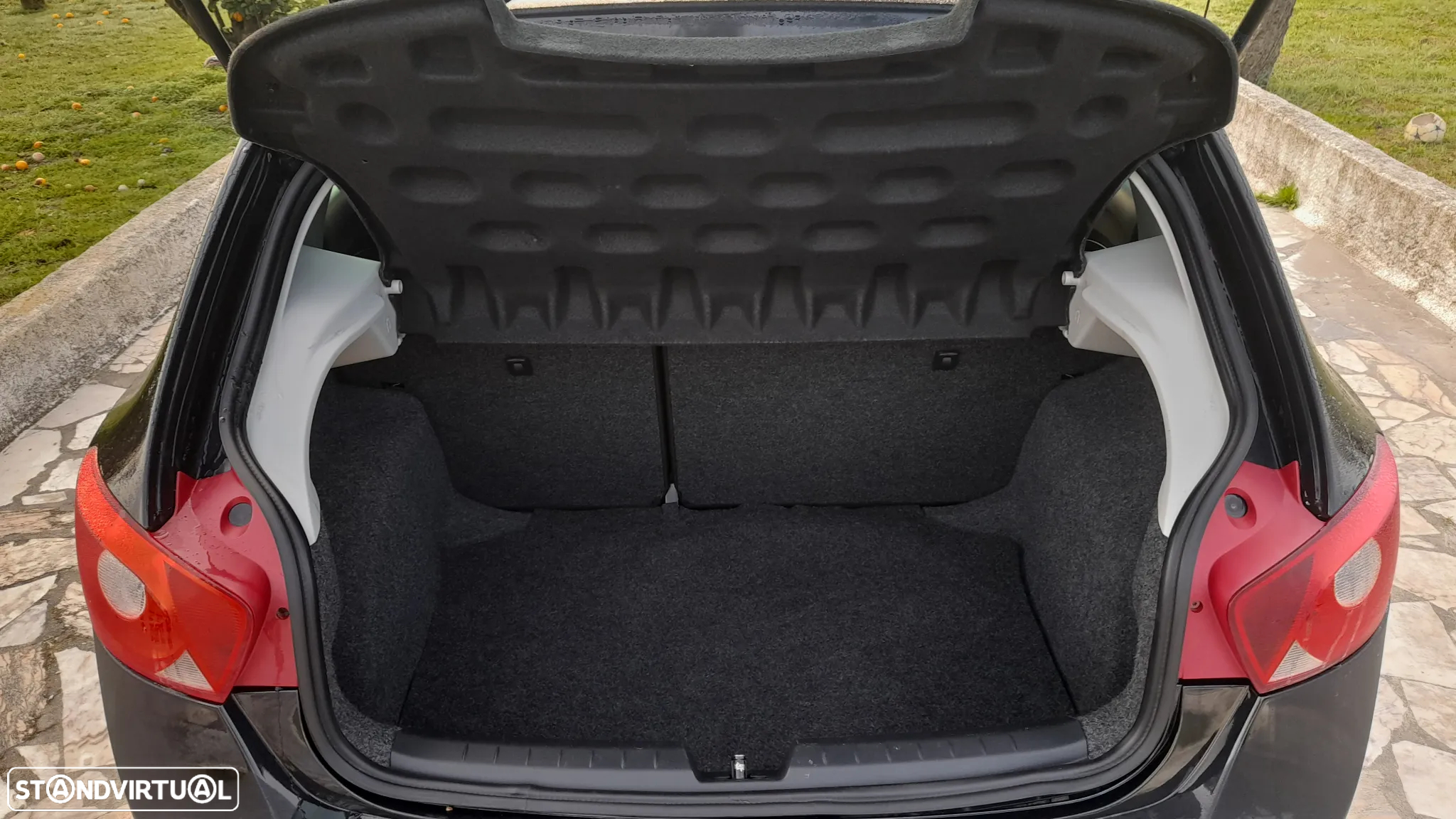 SEAT Ibiza 1.2 TSi 25 Anos - 31
