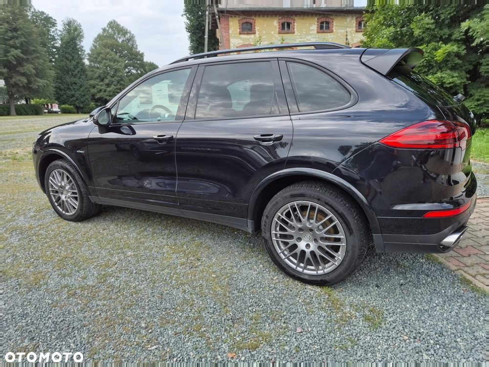 Porsche Cayenne Diesel Platinum Edition - 11