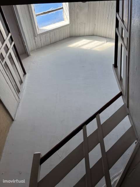 Casa para reabilitar – Porto, Costa Cabral - Excelente oportunidade - Grande imagem: 3/12