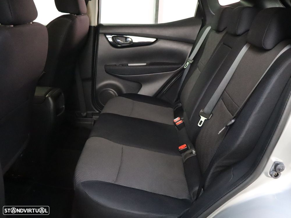 Nissan Qashqai 1.5 dCi Acenta Connect - 9