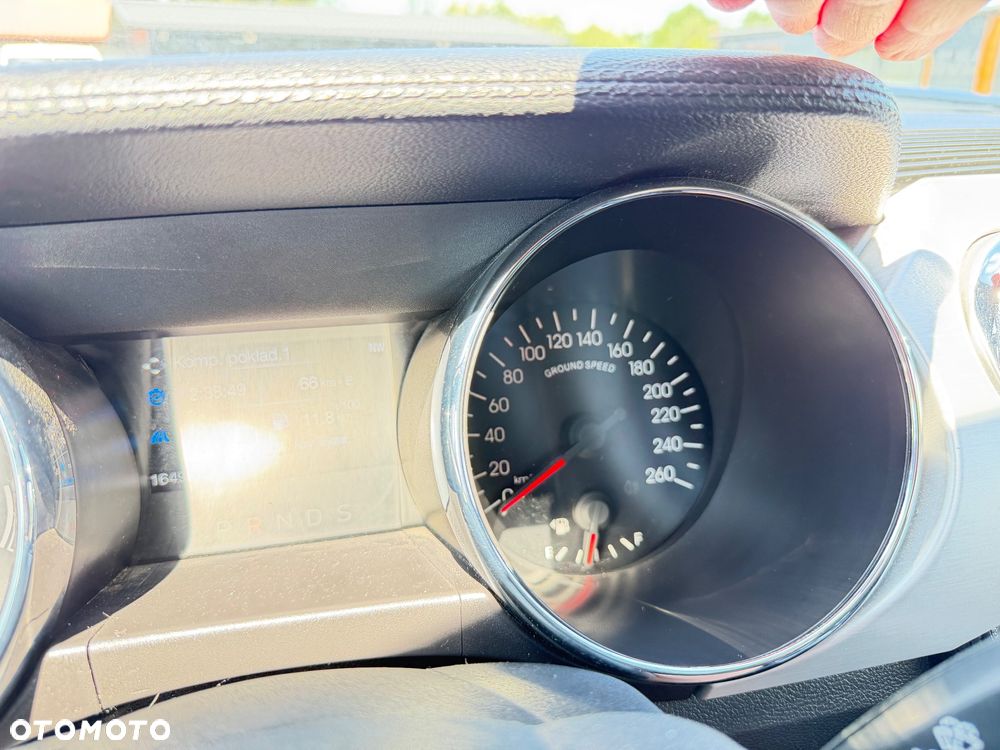 Ford Mustang 3.7 V6 - 17