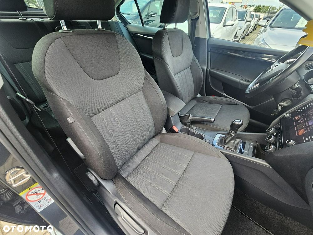 Skoda Octavia - 12