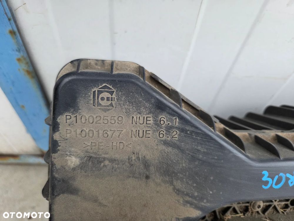 Zbiornik ADBLUE Peugeot 308 T9 HB 1.5 BLUEHDI - 6