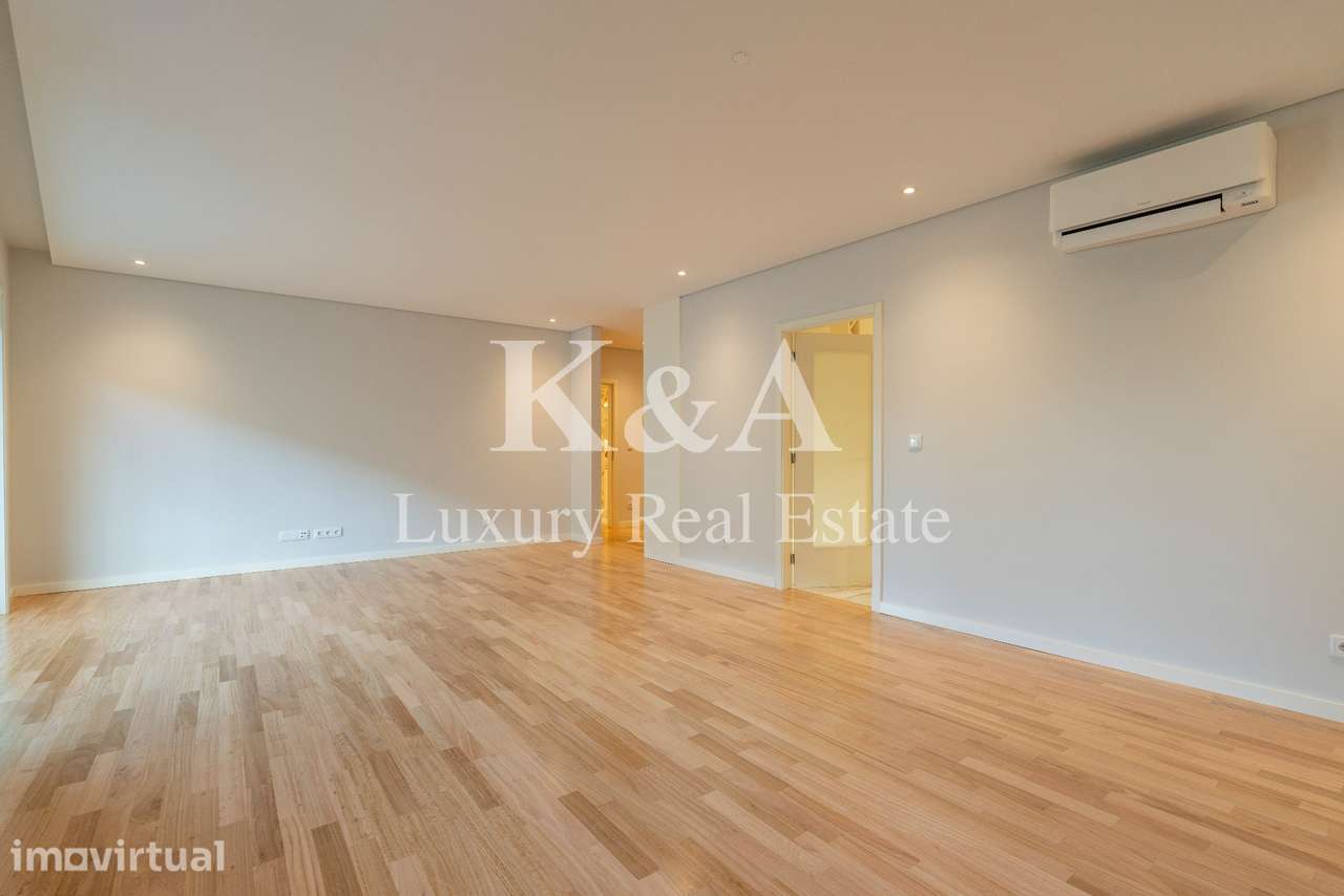 Apartamento T3 Venda em Aldoar, Foz do Douro e Nevogilde,Porto - Grande imagem: 2/4