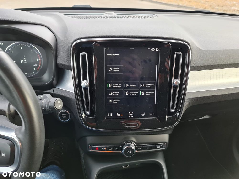 Volvo XC 40 D3 AWD Geartronic Momentum Pro - 15