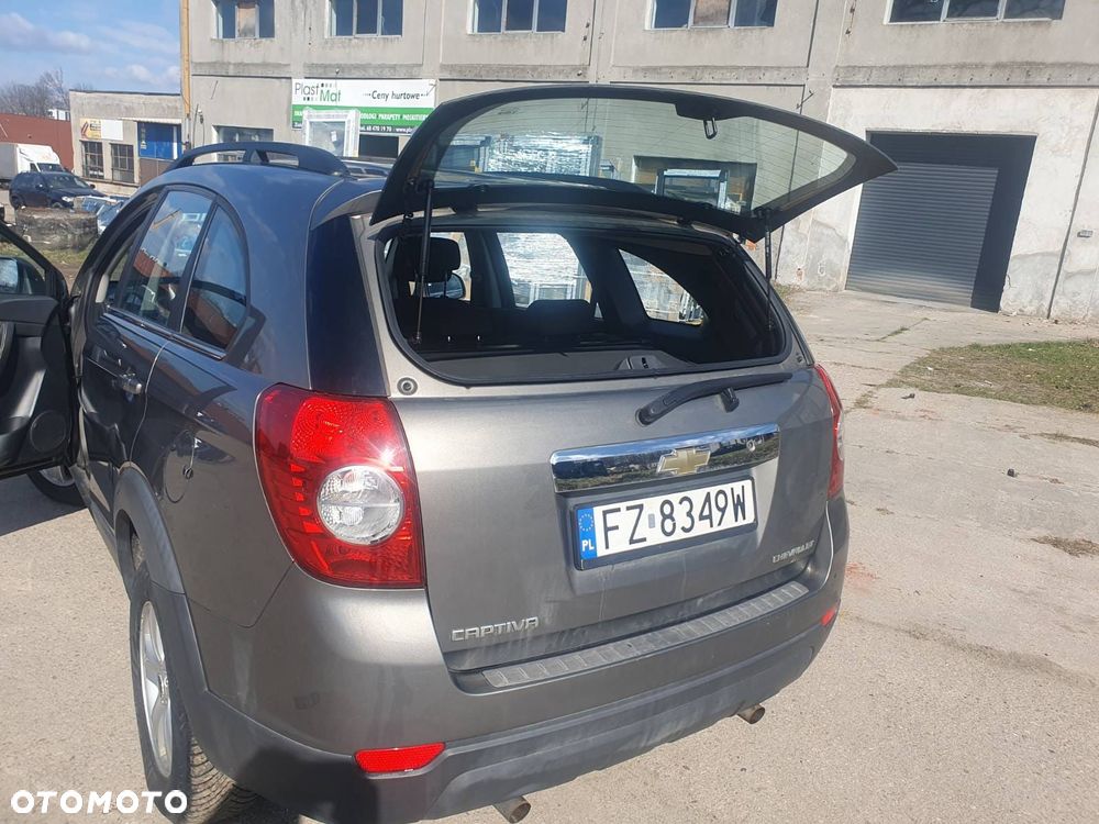 Chevrolet Captiva 2.4 2WD 5 Sitzer LS - 9