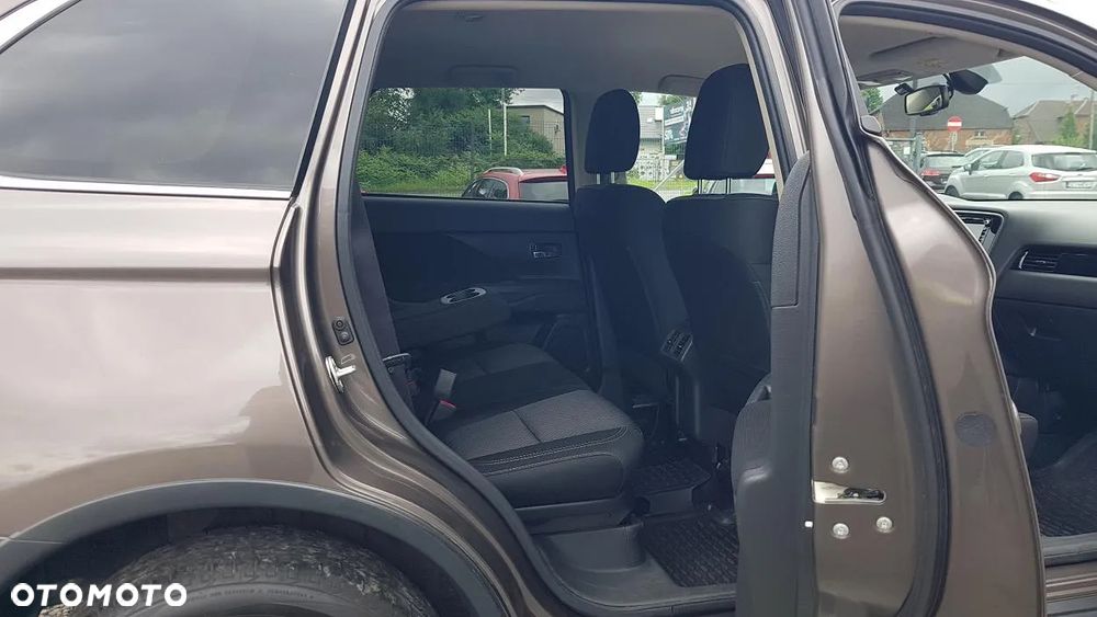 Mitsubishi Outlander Edition+ - 28