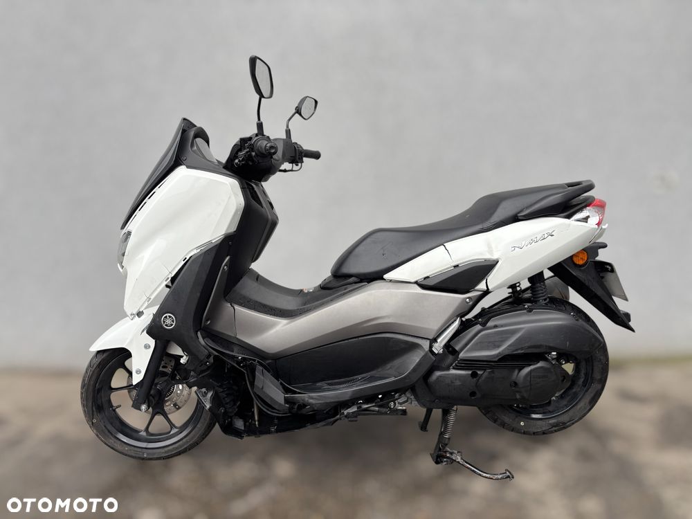 Yamaha NMAX - 5