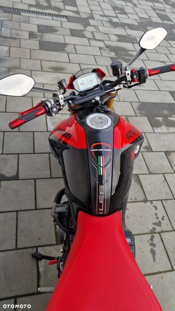 Ducati Monster - 19