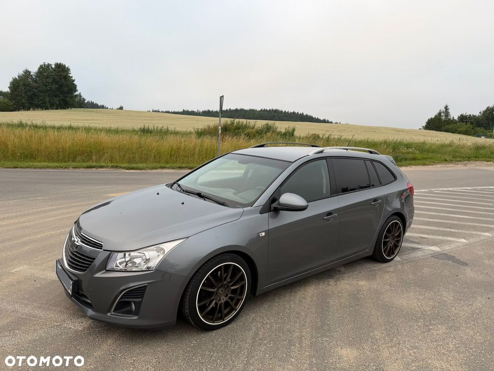 Chevrolet Cruze 1.7 LT - 8