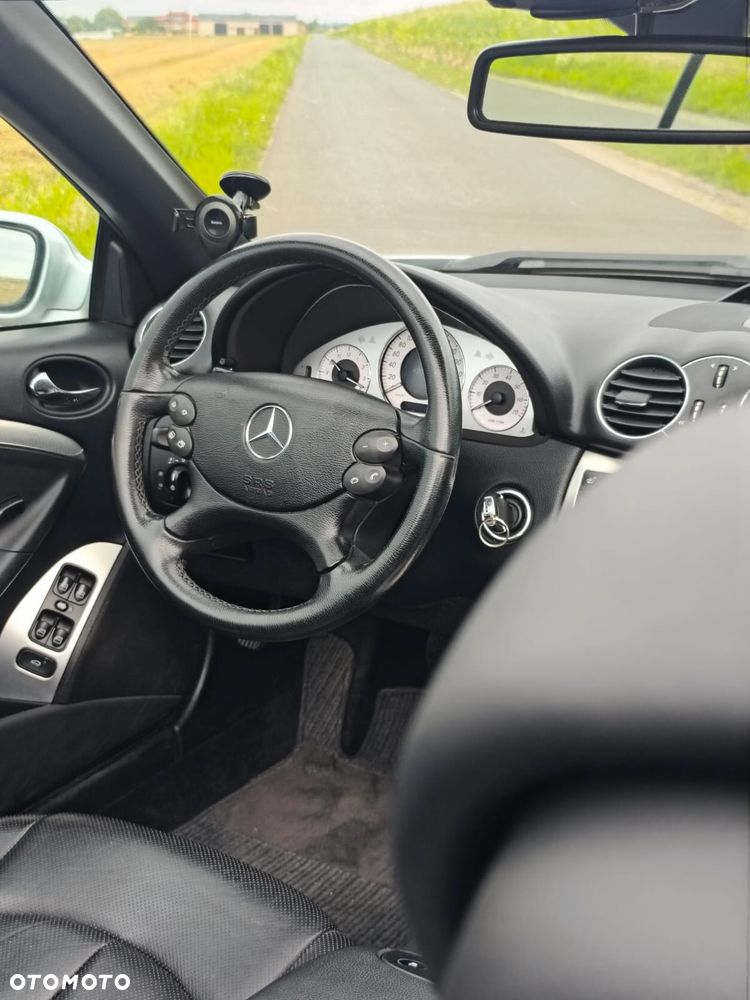Mercedes-Benz CLK - 9