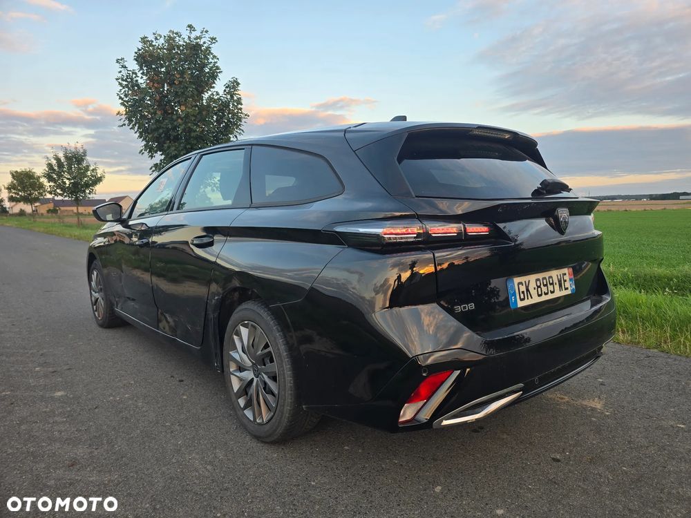 Peugeot 308 1.2 PureTech Allure S&S - 4