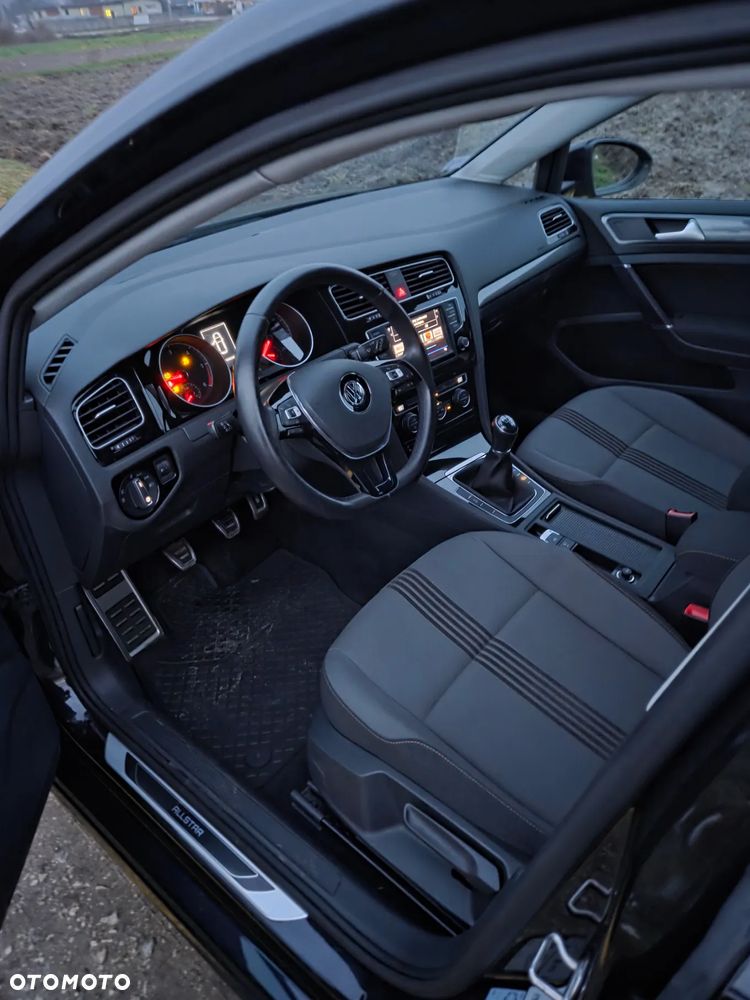 Volkswagen Golf 1.6 TDI BlueMotion Technology Trendline - 6