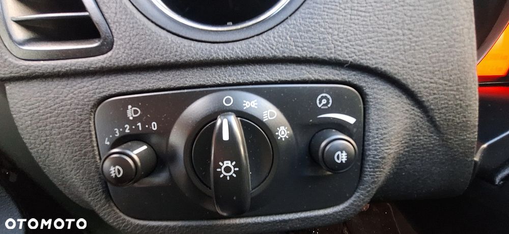 Ford S-Max - 23