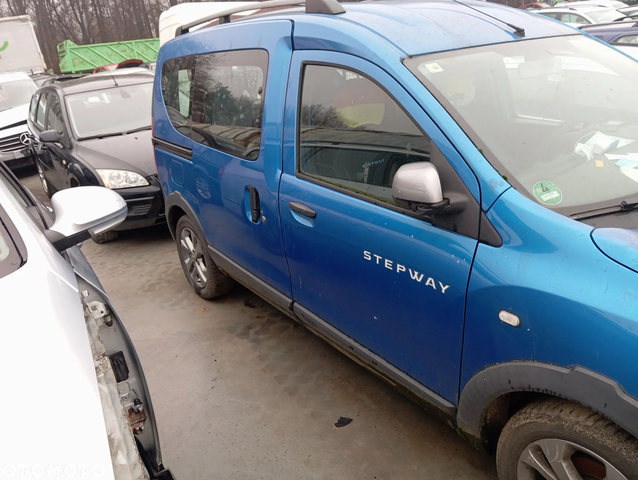 Drzwi Prawe Przod DACIA Dokker  STEPWAY - 1