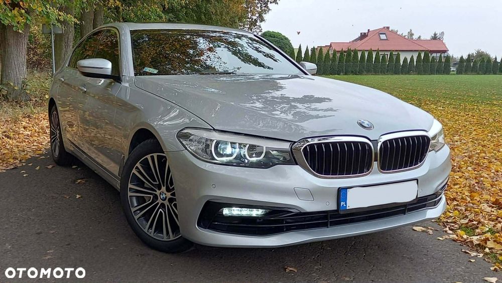 BMW Seria 5 530i Luxury Line - 1