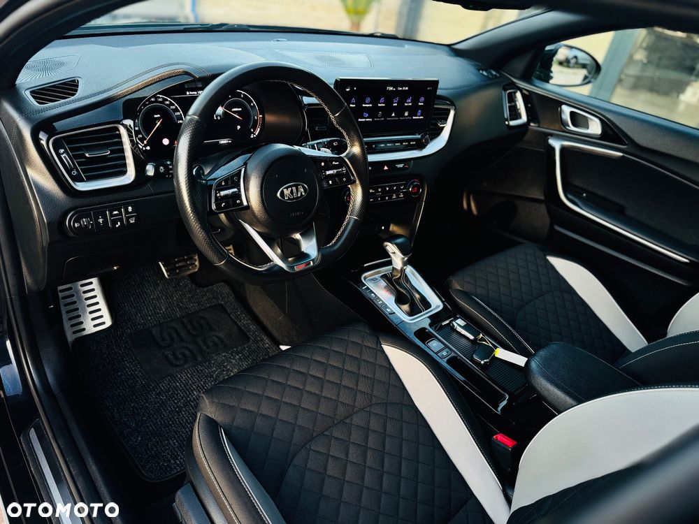 Kia ProCeed 1.6 CRDi DCT7 SCR GT LINE - 12