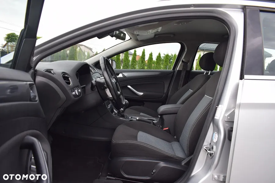 Ford Mondeo Turnier 2.0 TDCi Ambiente - 6