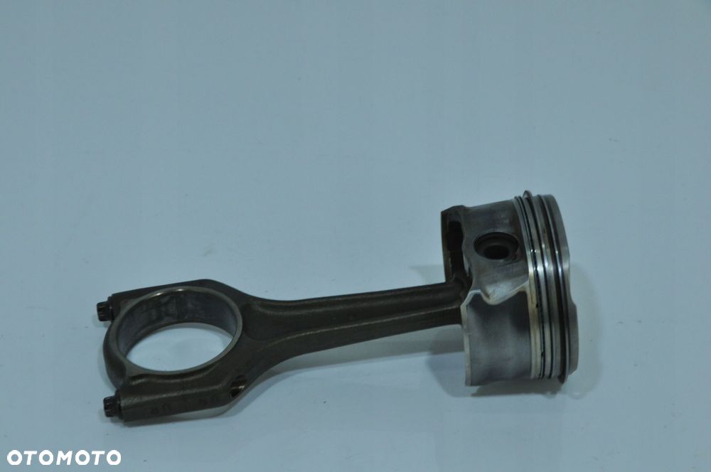 Bmw E83 Tłok Korbowód N46 (N46B20B) Nominał - 3