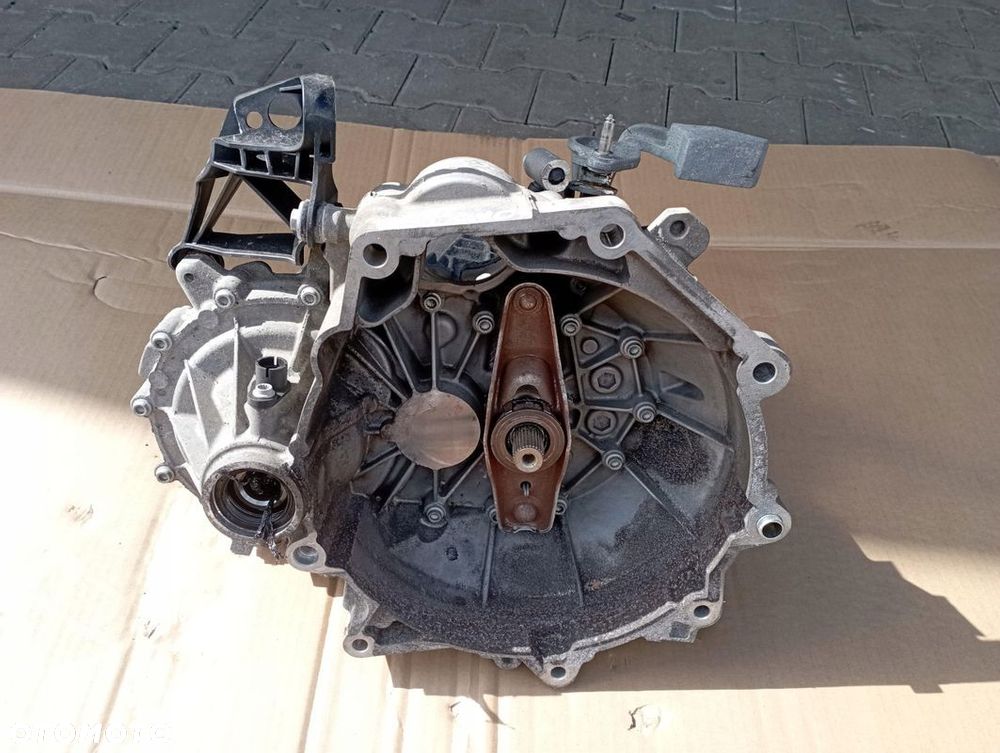 VW POLO 6C 1.0 MPI SKRZYNIA BIEGÓW QAB MANUAL - 1