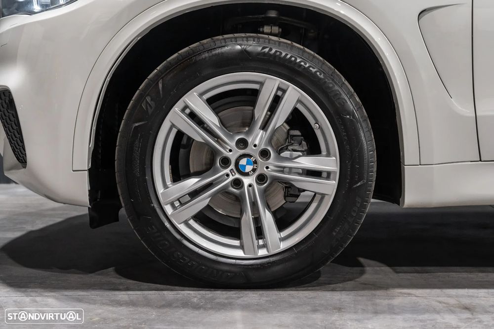 BMW X5 25 d xDrive Pack M - 32